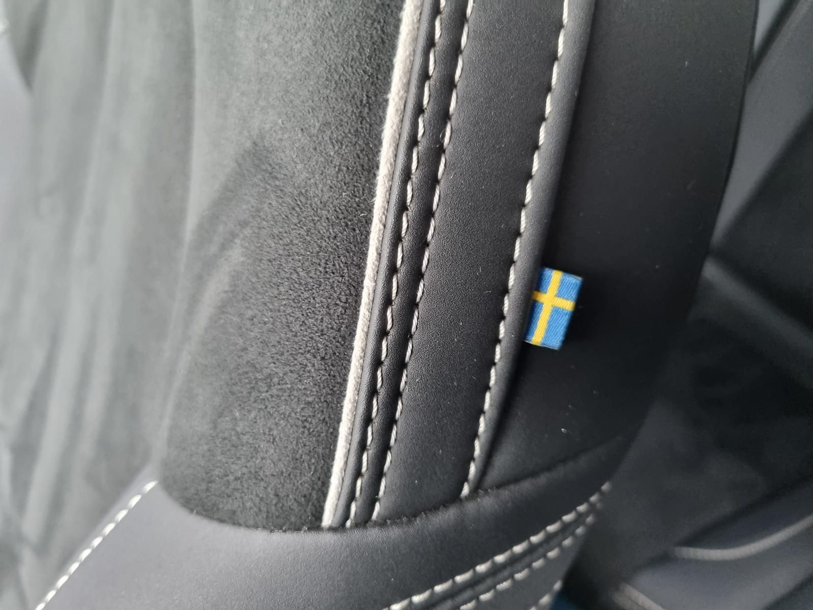 Fahrzeugabbildung Volvo XC40 Single Extended Plus 'Ganzjahresreifen'