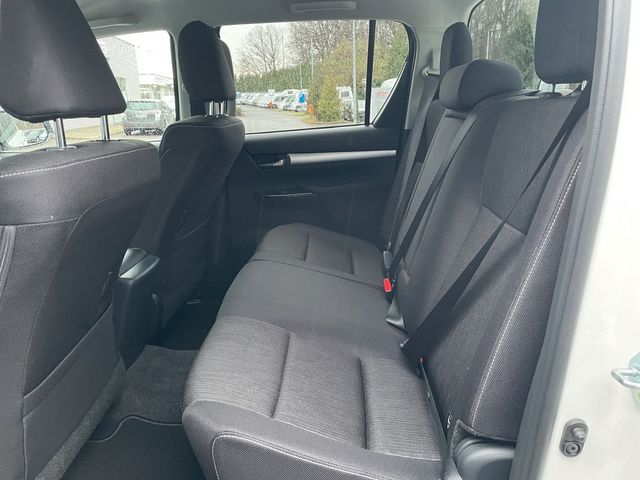 Toyota Hilux 2.4D 4x4 Double Cab Comfort *2xPDC*NAV*SHZ