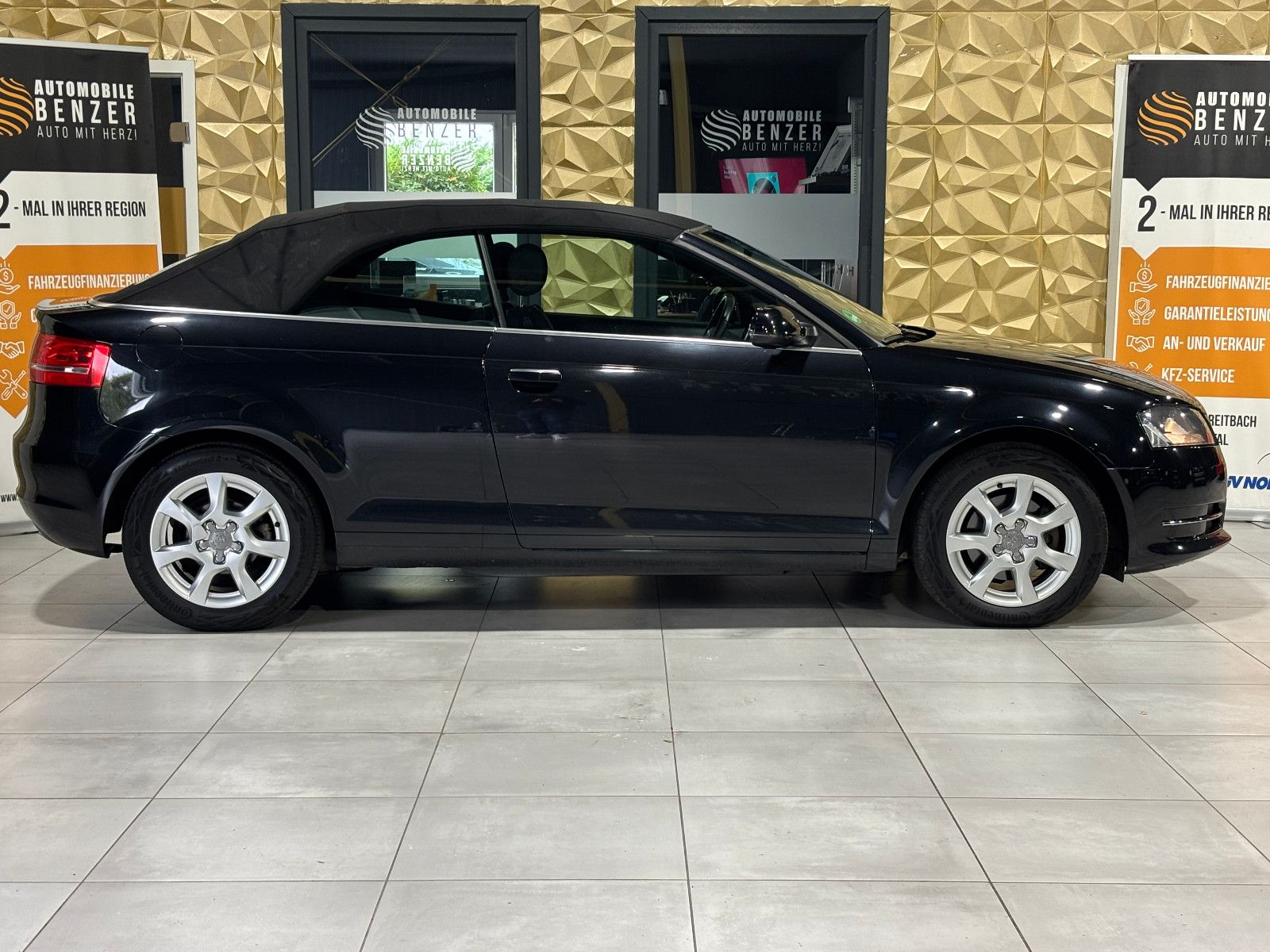 Fahrzeugabbildung Audi A3 Cabriolet Attraction/PDC/SHZ/KLIMA/ALCANTARA