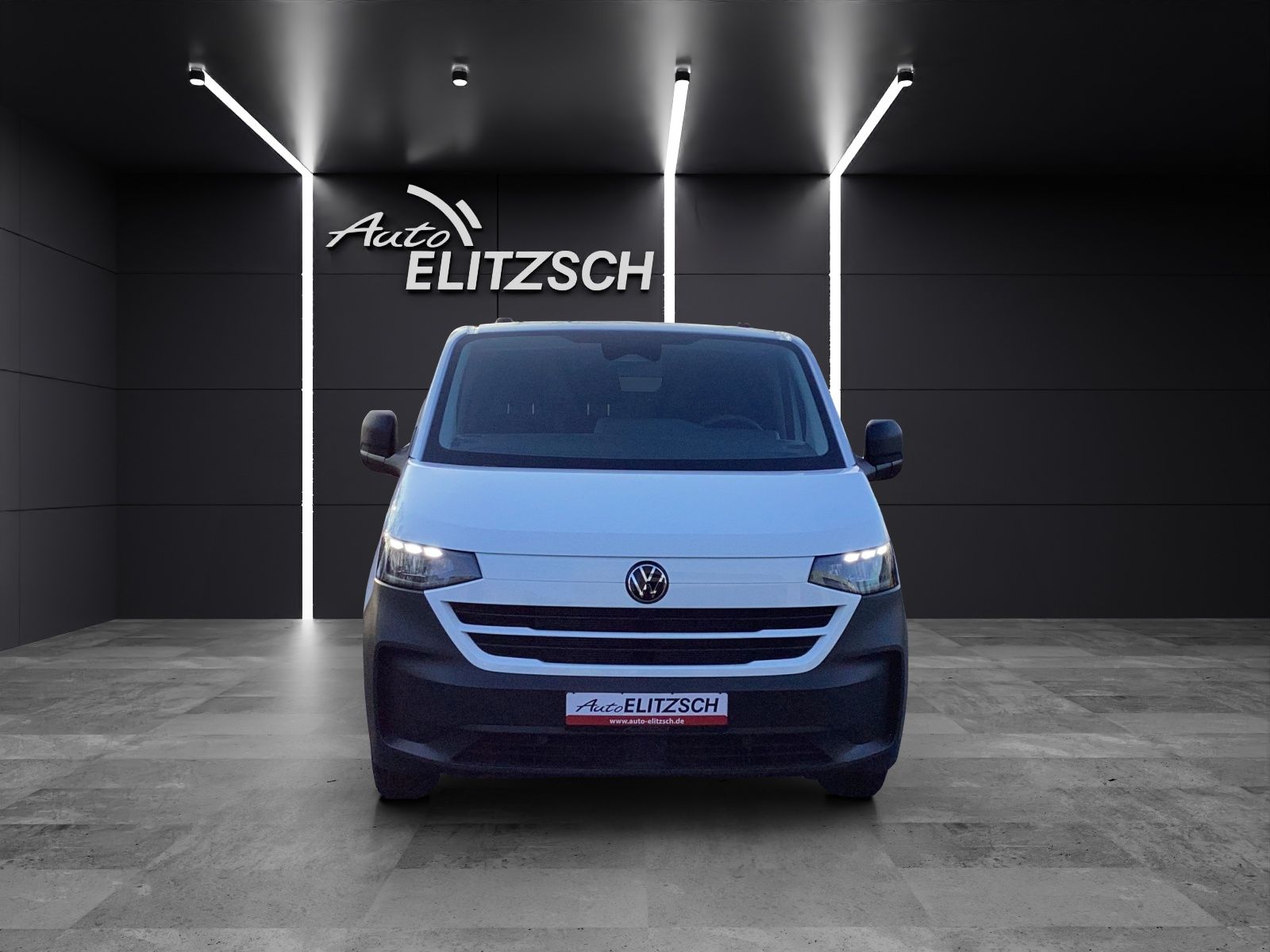 Fahrzeugabbildung Volkswagen T7 Transporter TDI Kasten AHK LaneAssist RearVie