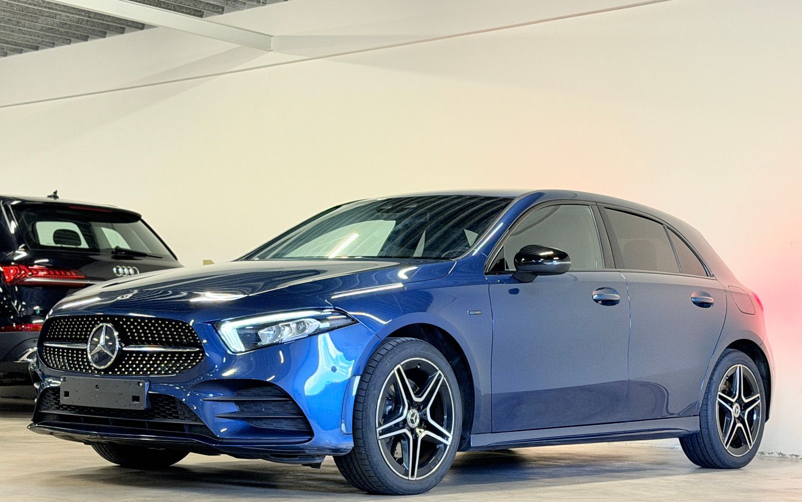 Mercedes-Benz A 250e AMG Line