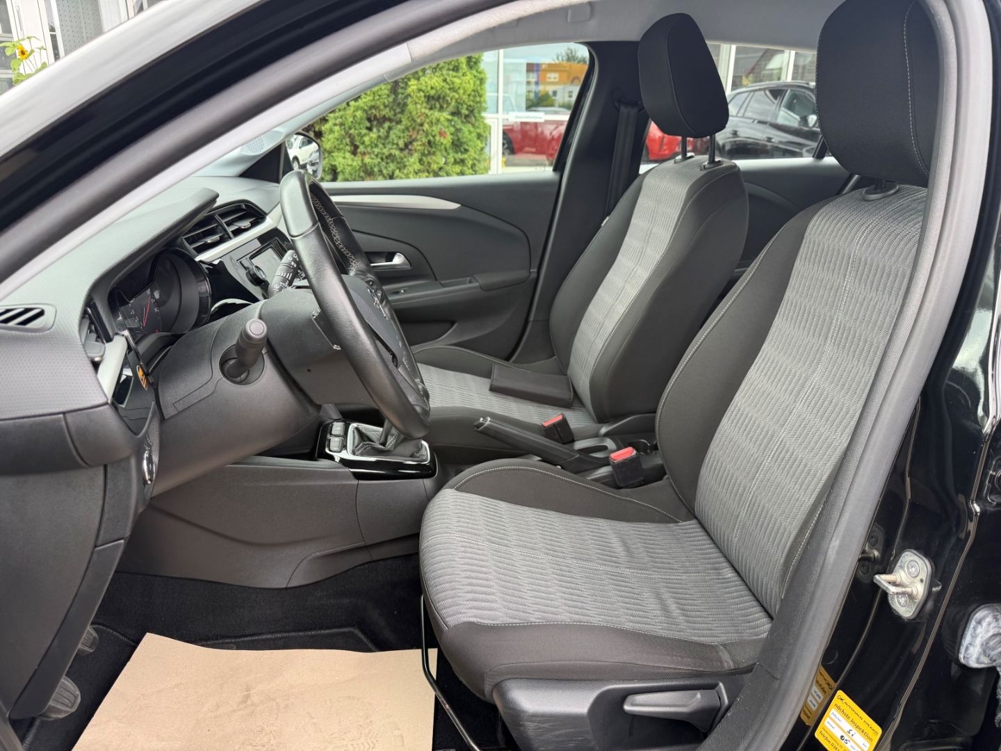Fahrzeugabbildung Opel Corsa F Edition 1.2 SHZ+LHZ+PDC im Top Zustand