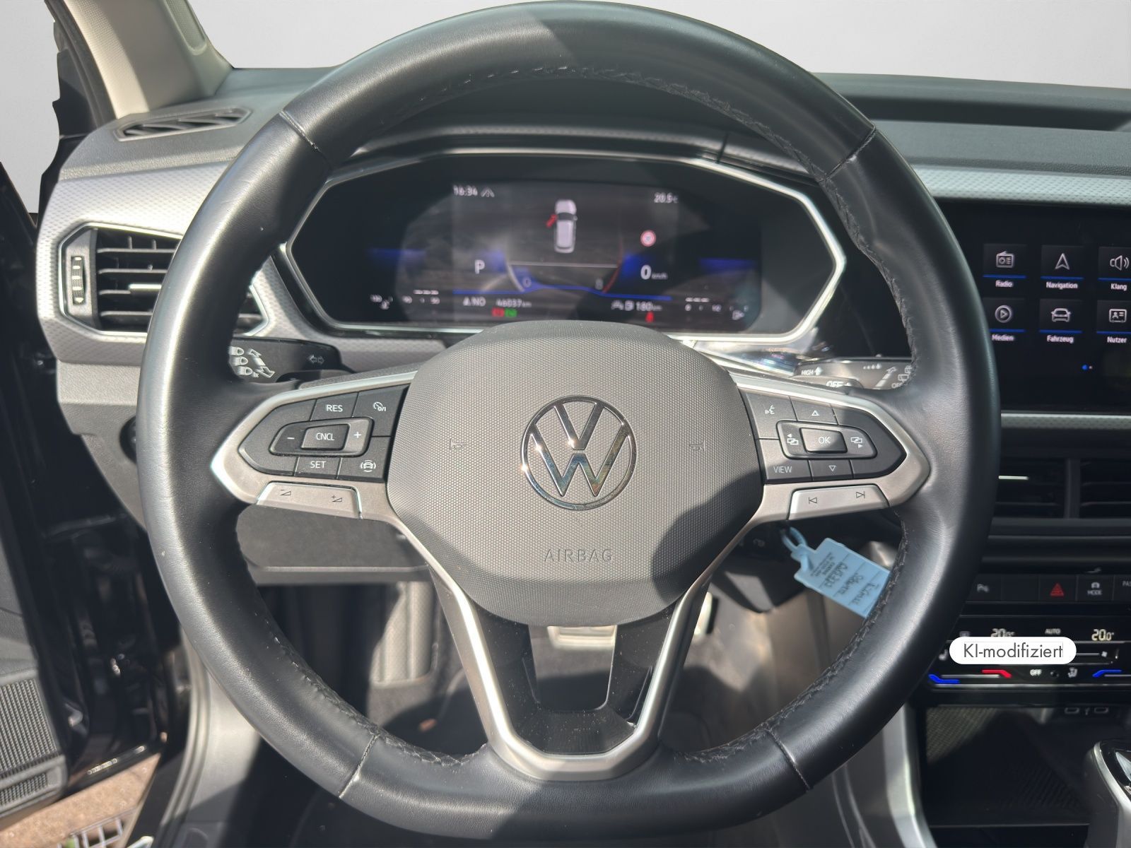 Volkswagen T-Cross - Bild 10