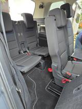 Volkswagen VW Touran 2.0 TDI DSG United 7 Sitzer AHK Kamera - Volkswagen Touran mit Diesel-Antrieb: Kombi
