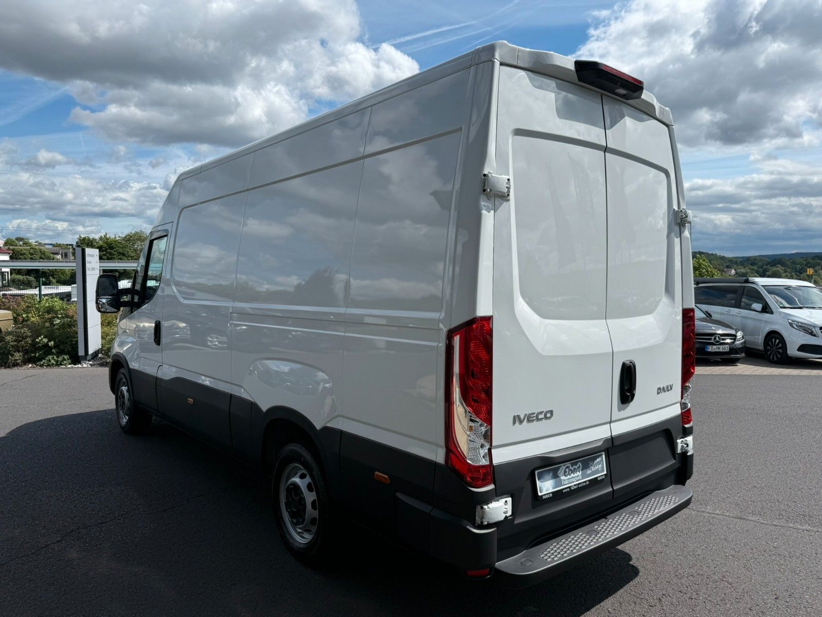 Fahrzeugabbildung Iveco Daily 35S14 V Y ASC-Ausbau Kastenwagen *R 3.520*