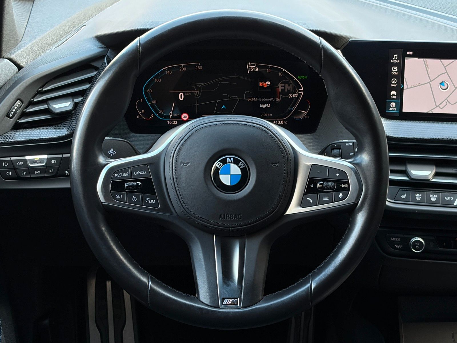 Fahrzeugabbildung BMW 118i M Sport SHZ HiFi Adap. LED PDC TEMP CarPlay