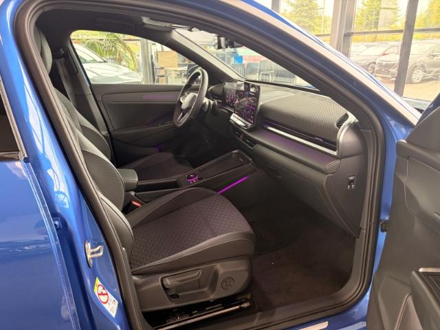 Volkswagen T-Roc 1.5 eTSI R-Line Navi AHK Kamera ACC SitzHZ