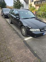 Audi Gut erhaltener Audi A4 Avant - Audi A4 aus 2001: Kombi