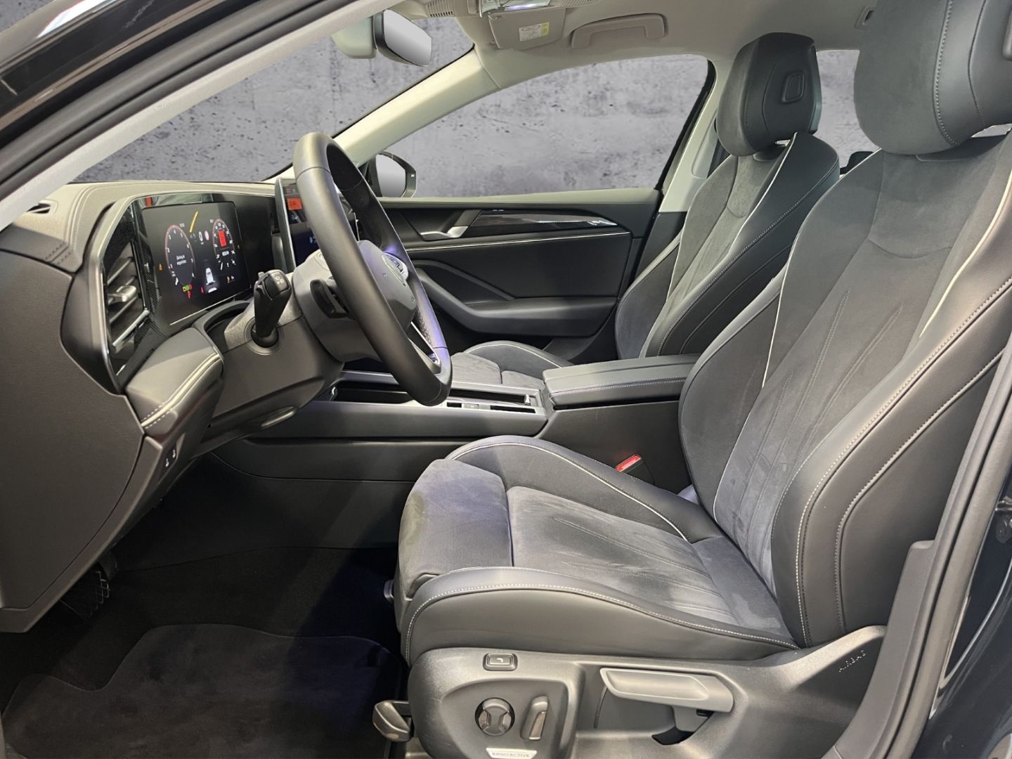Volkswagen Passat Variant - Bild 8