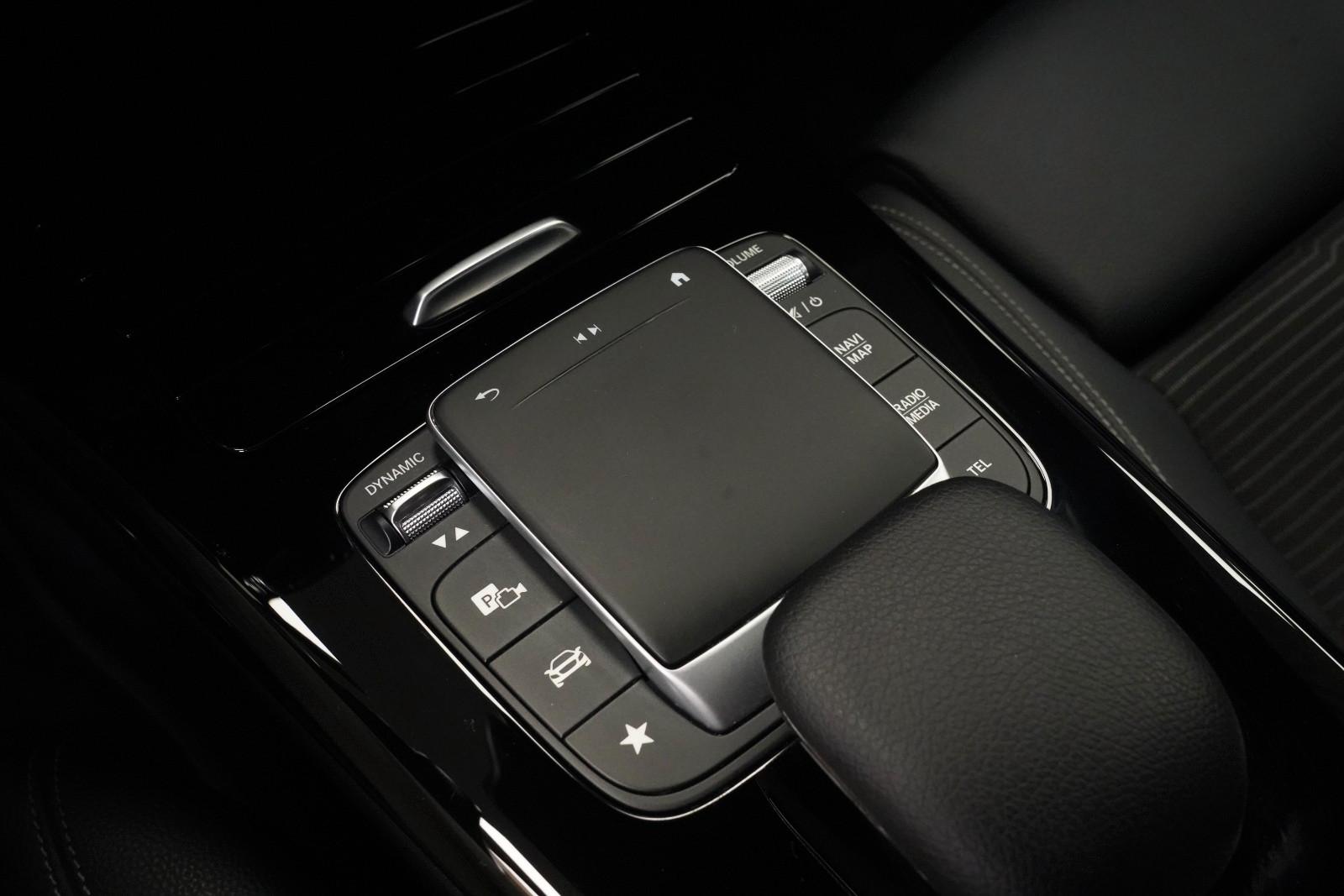 Mercedes-Benz A 250 +LED+MBUX+CARPLAY+DAB+CARBON+AUG. REALITY+