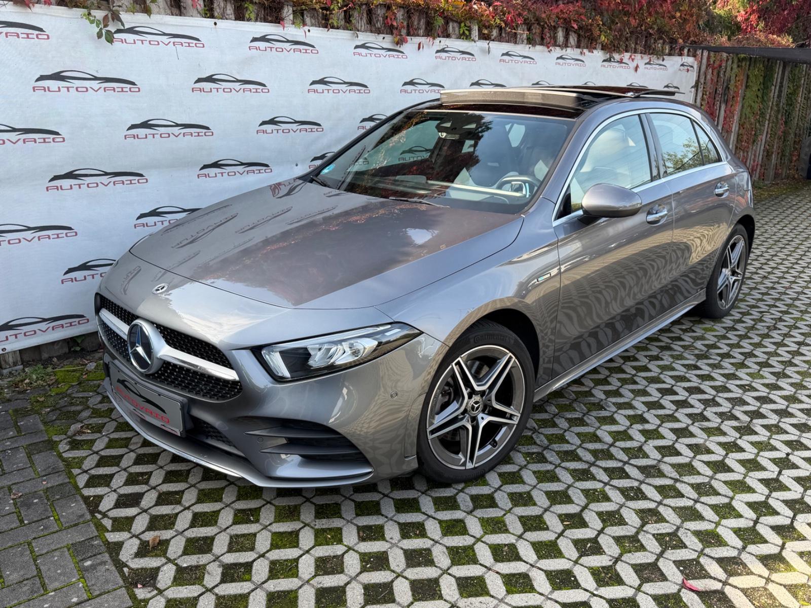 Mercedes-Benz A 250 e AMG Panorama Memory Kamera Sitzbelüftung