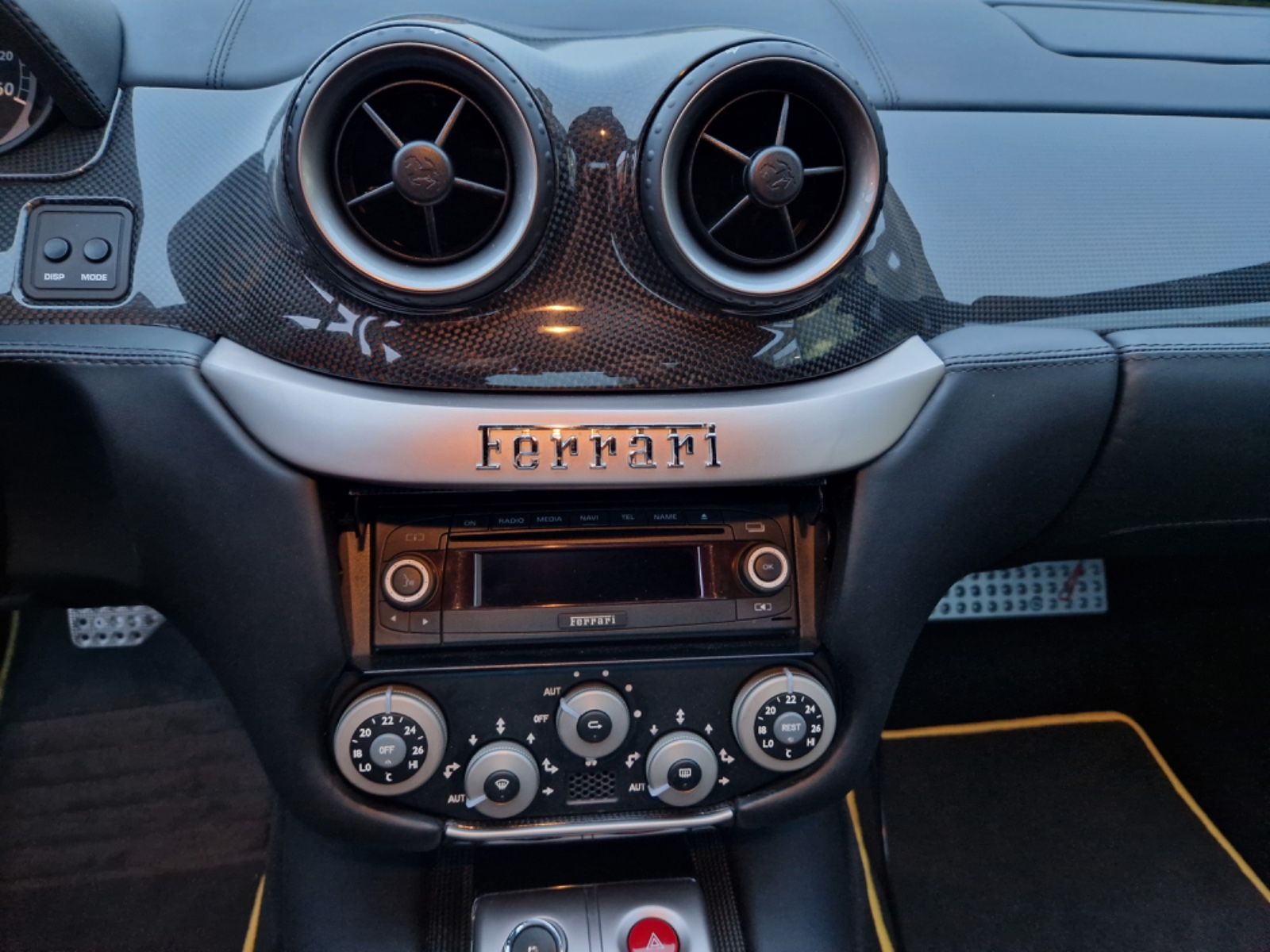 Fahrzeugabbildung Ferrari 599 GTB*Carbon*Embleme*gepflegt*
