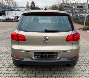 Volkswagen Tiguan - 7