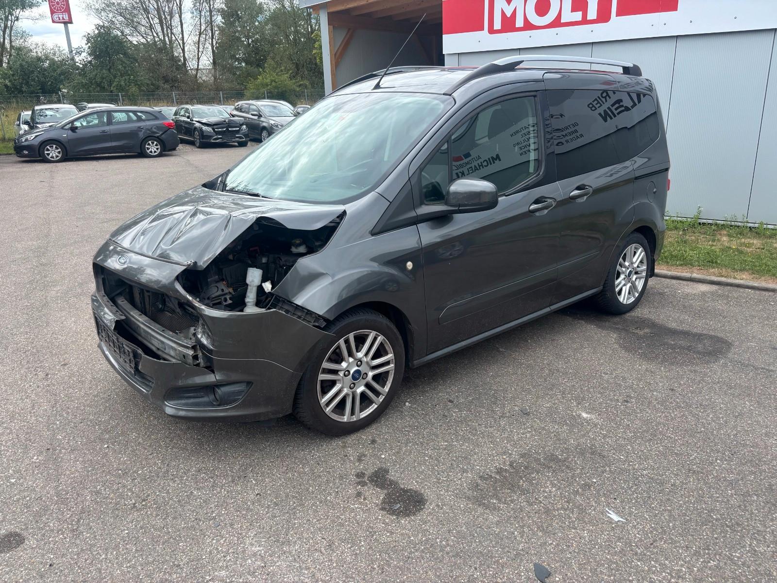 Ford Tourneo Courier Titanium 1.0 EU6 NR73