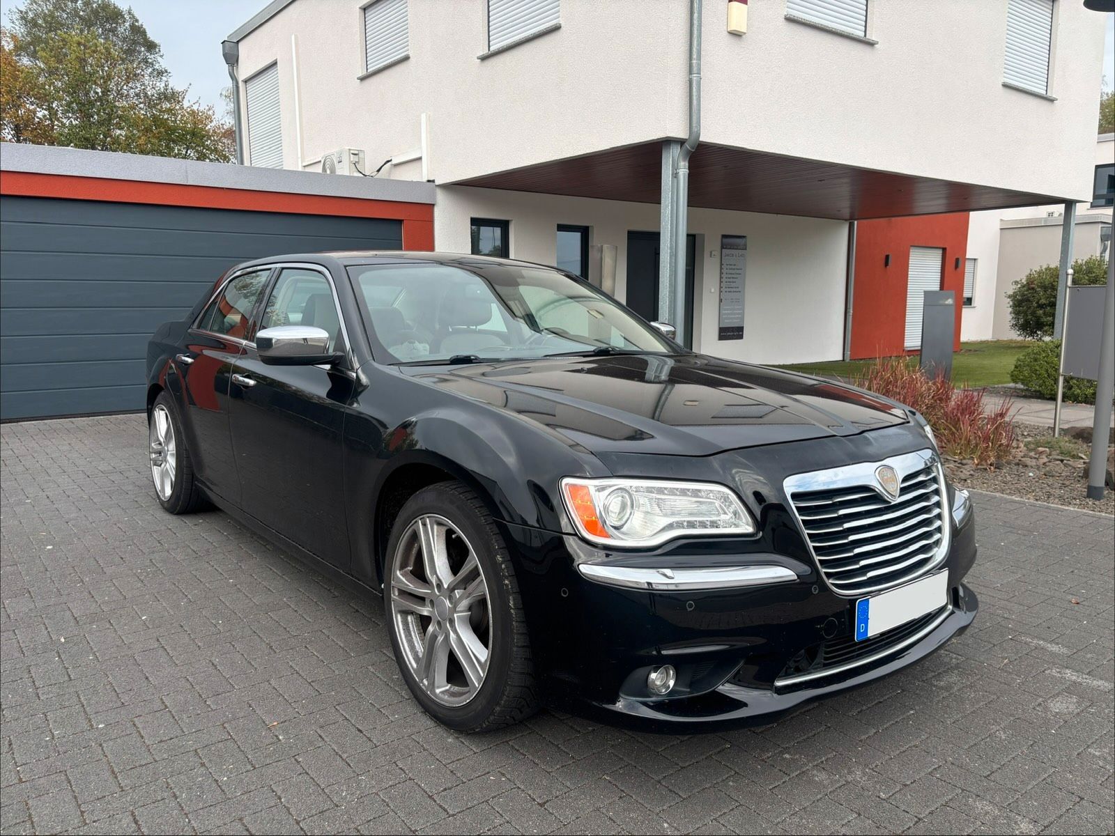 Lancia Thema 3.0CRD Executive Automatik TÜ...