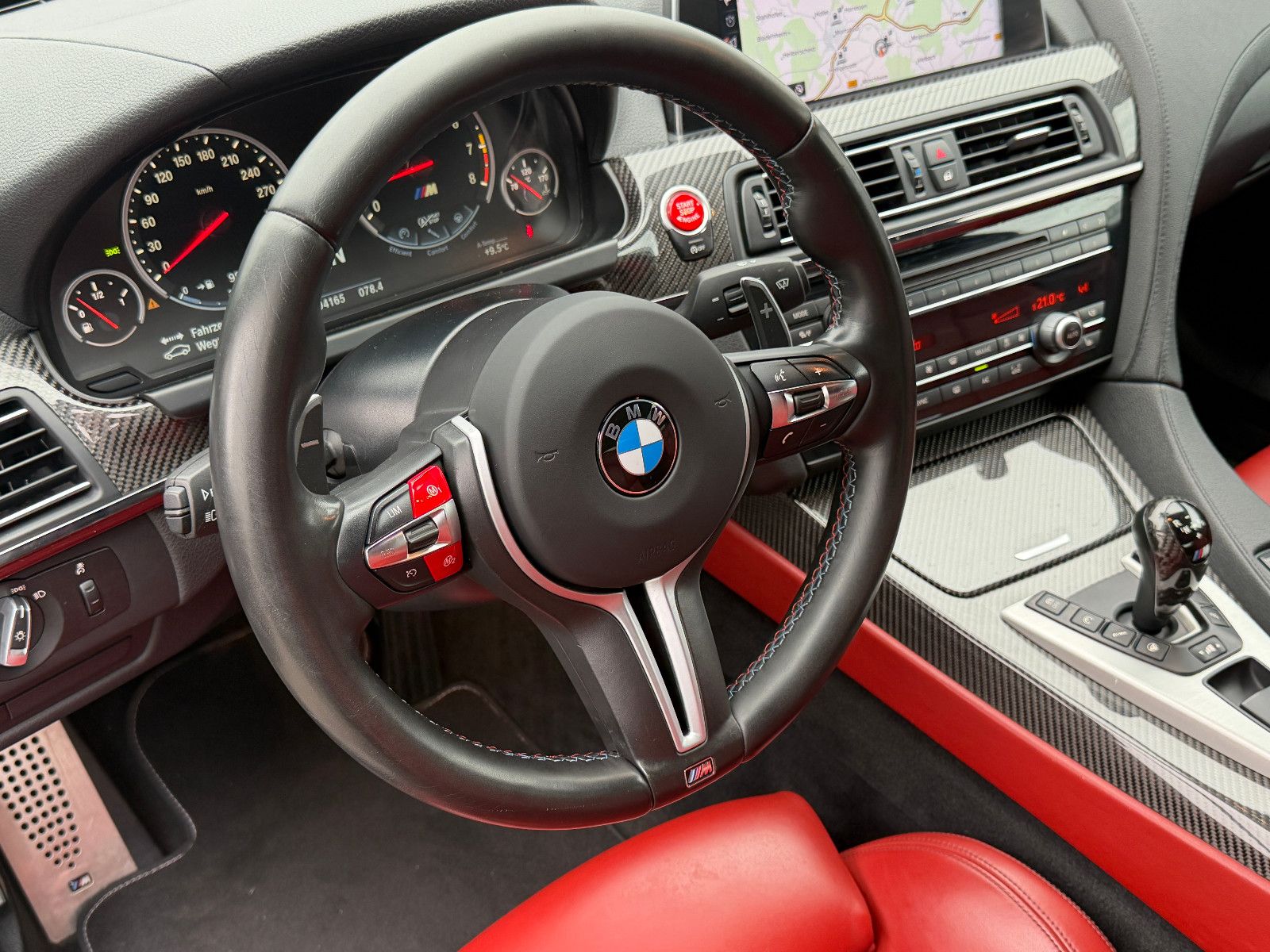 Fahrzeugabbildung BMW M6 Gran Coupe/CARBON/EXCLUSIVE/BLACK&RED/