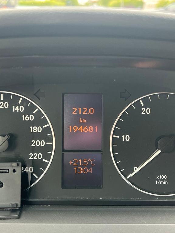 Mercedes-Benz A 180