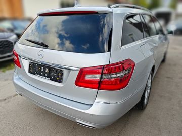 Mercedes E 200 - 9
