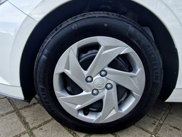 Hyundai i20 1.2 Select (79PS) Funktionspaket
