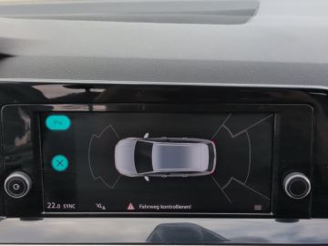 Volkswagen Golf - 11