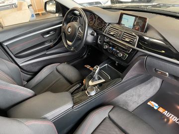 BMW 335d xDrive Aut. Sport Line *LED*NAVI*AHK*HUD*