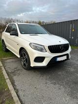 Mercedes-Benz GLE 450 AMG 4MATIC AMG - Mercedes-Benz GLE 450: AMG