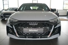 AUDI RS3 Sportback | Pano | Schalensitze | Carbon AUDI RS3 Sportback | Pano | Schalensitze | Carbon
