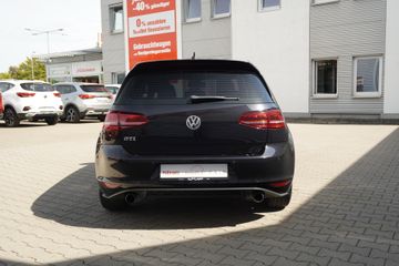 Volkswagen Golf - 7