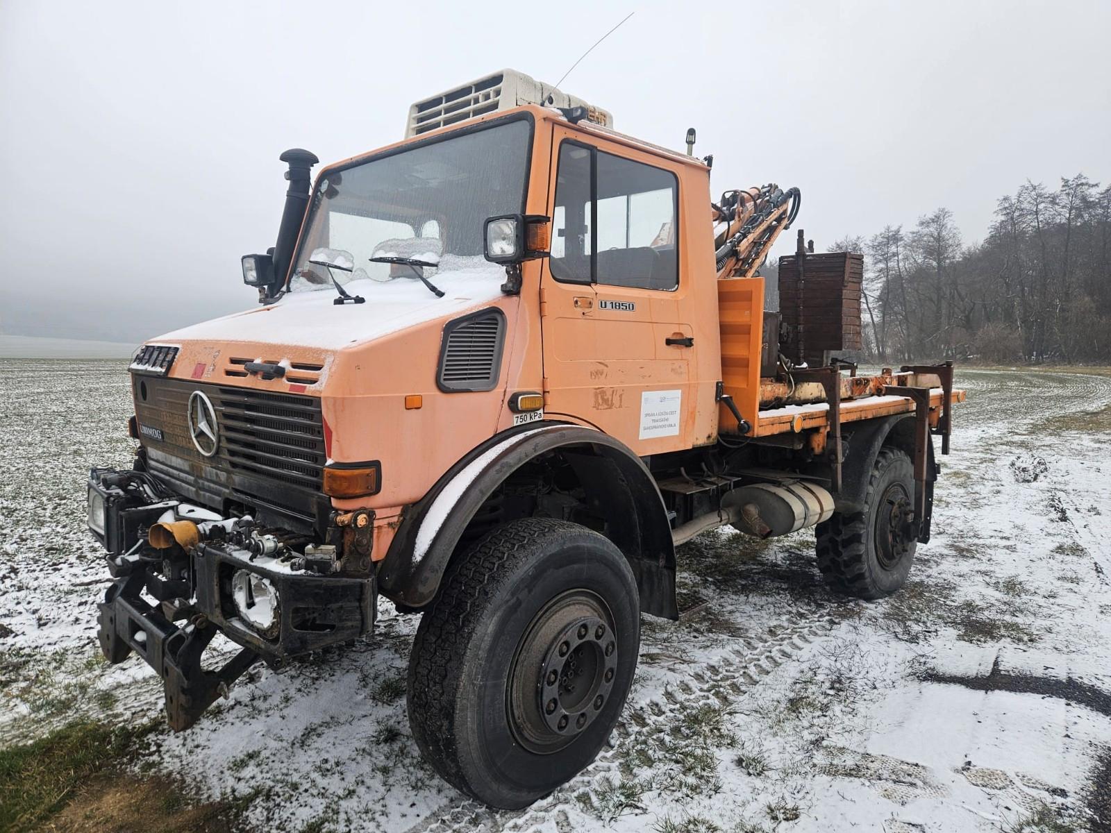 Mercedes-Benz Unimog