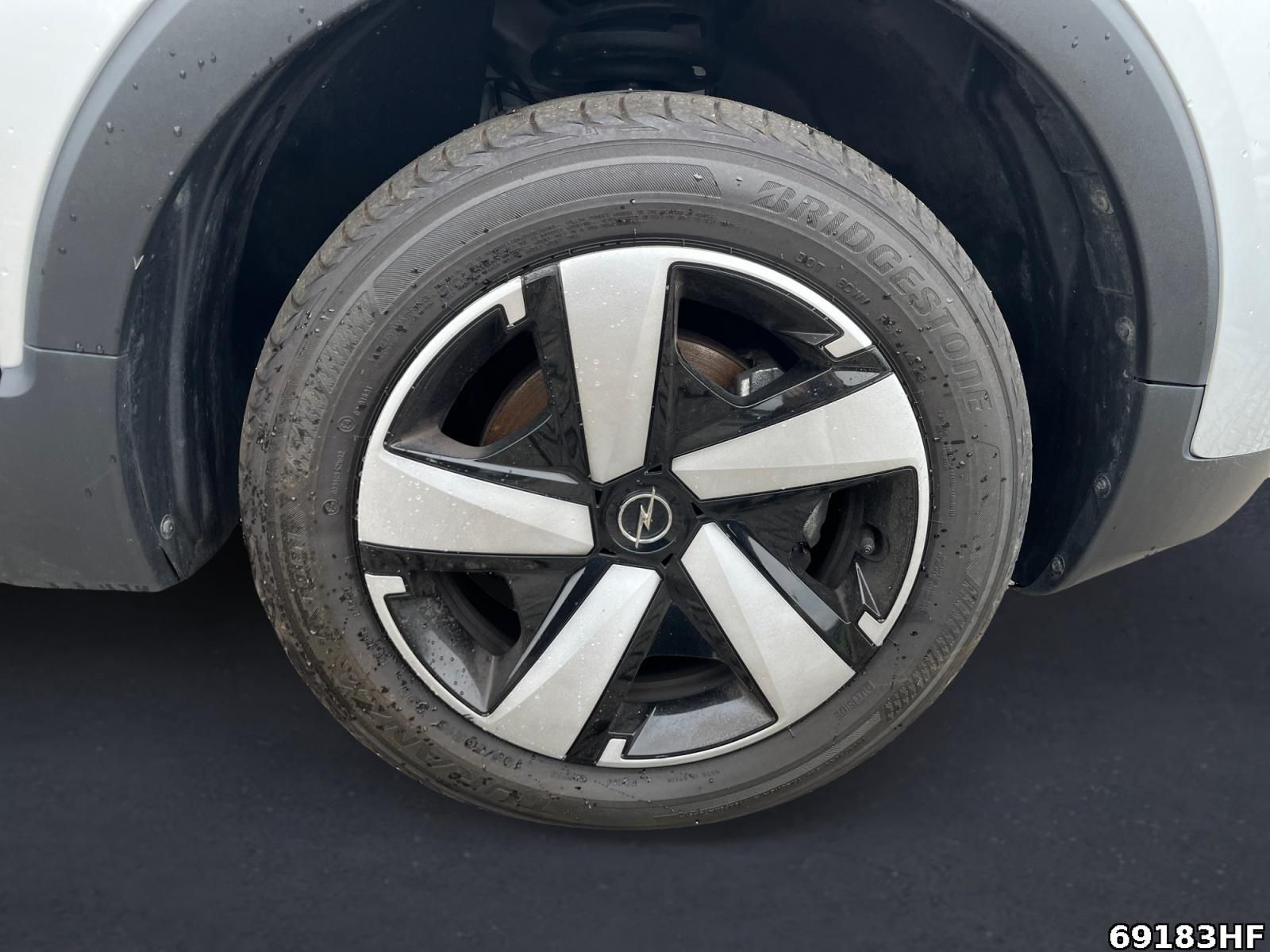 Fahrzeugabbildung Opel Crossland Enjoy 1.2 Diesel 81kW*KAMERA*PDC*DAB*