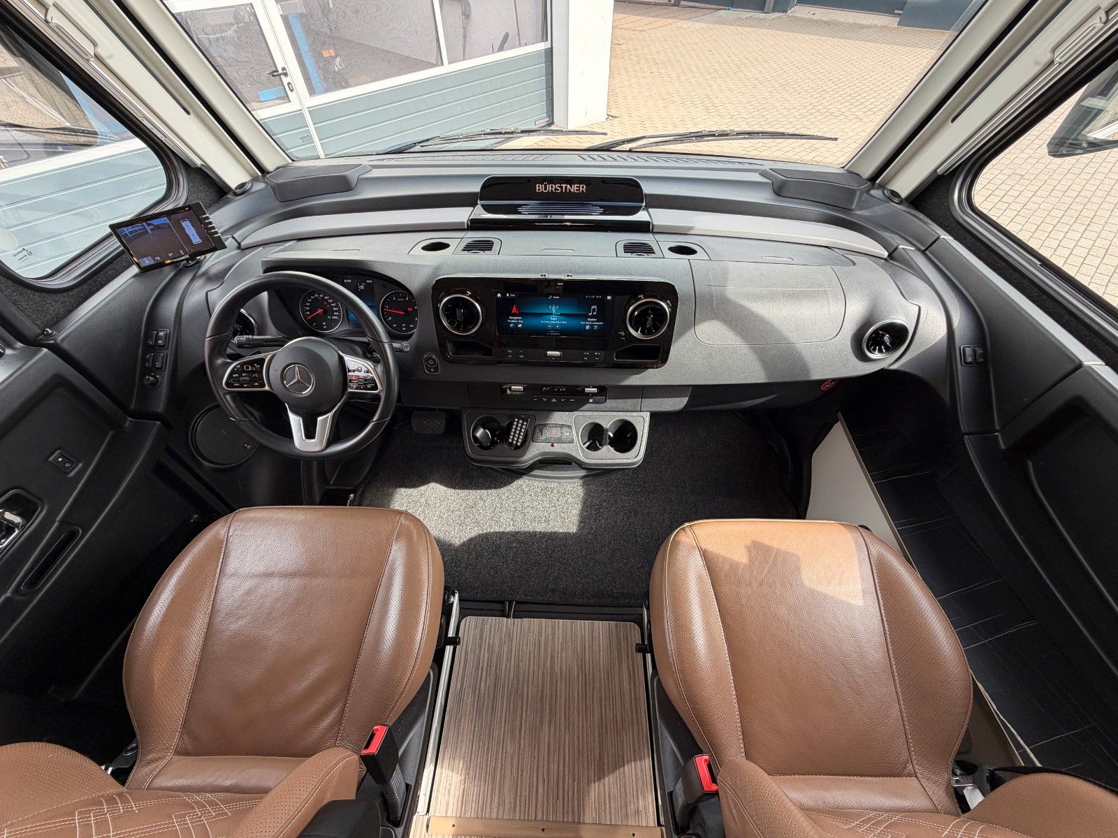 Fahrzeugabbildung Bürstner Elegance I 920 G