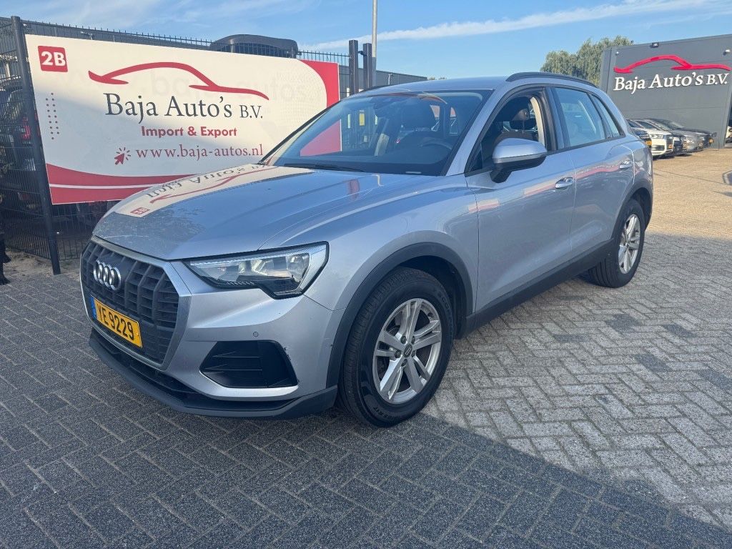 AUDI Q3 35 2.0  TDI