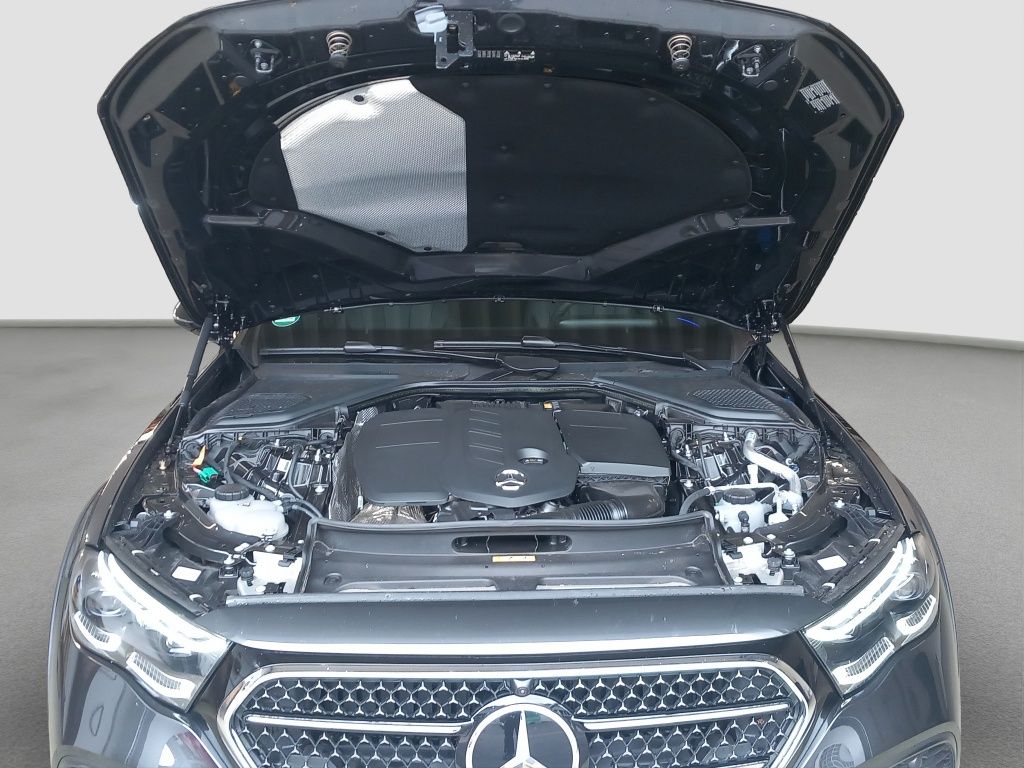 Fahrzeugabbildung Mercedes-Benz E 300 de 4M T Aut. Airmatic*AHK*Distronic*Burmes