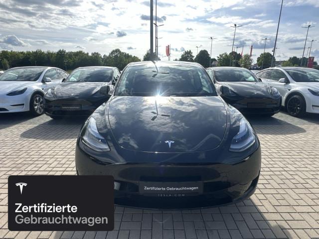 Tesla Model Y Rear-Wheel Drive