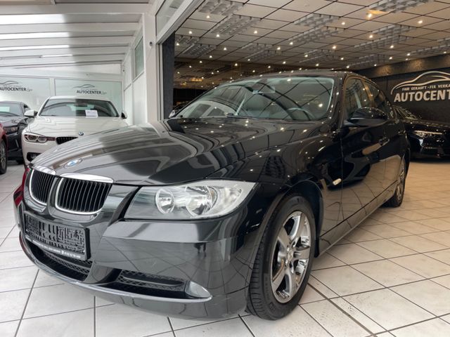 BMW 320i Leder Schiebedach 8 Fach Bereift