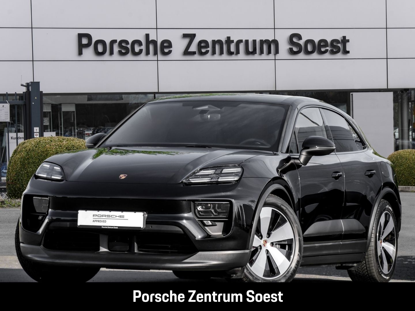 Porsche Macan Electric/21-Zoll/PASM/Panoramadach/BOSE