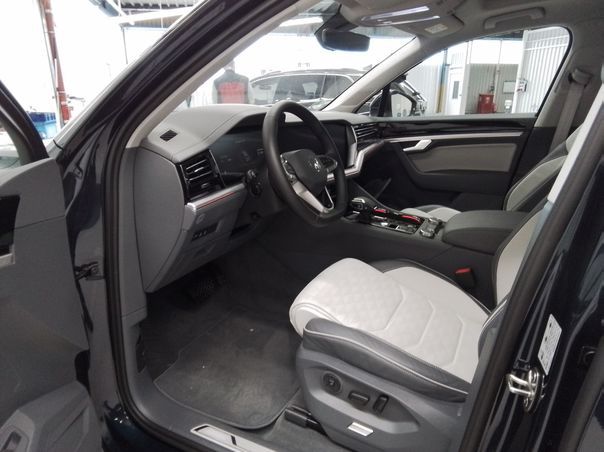 Volkswagen Touareg Elegance 3.0 TDI Pano AHK foto 4