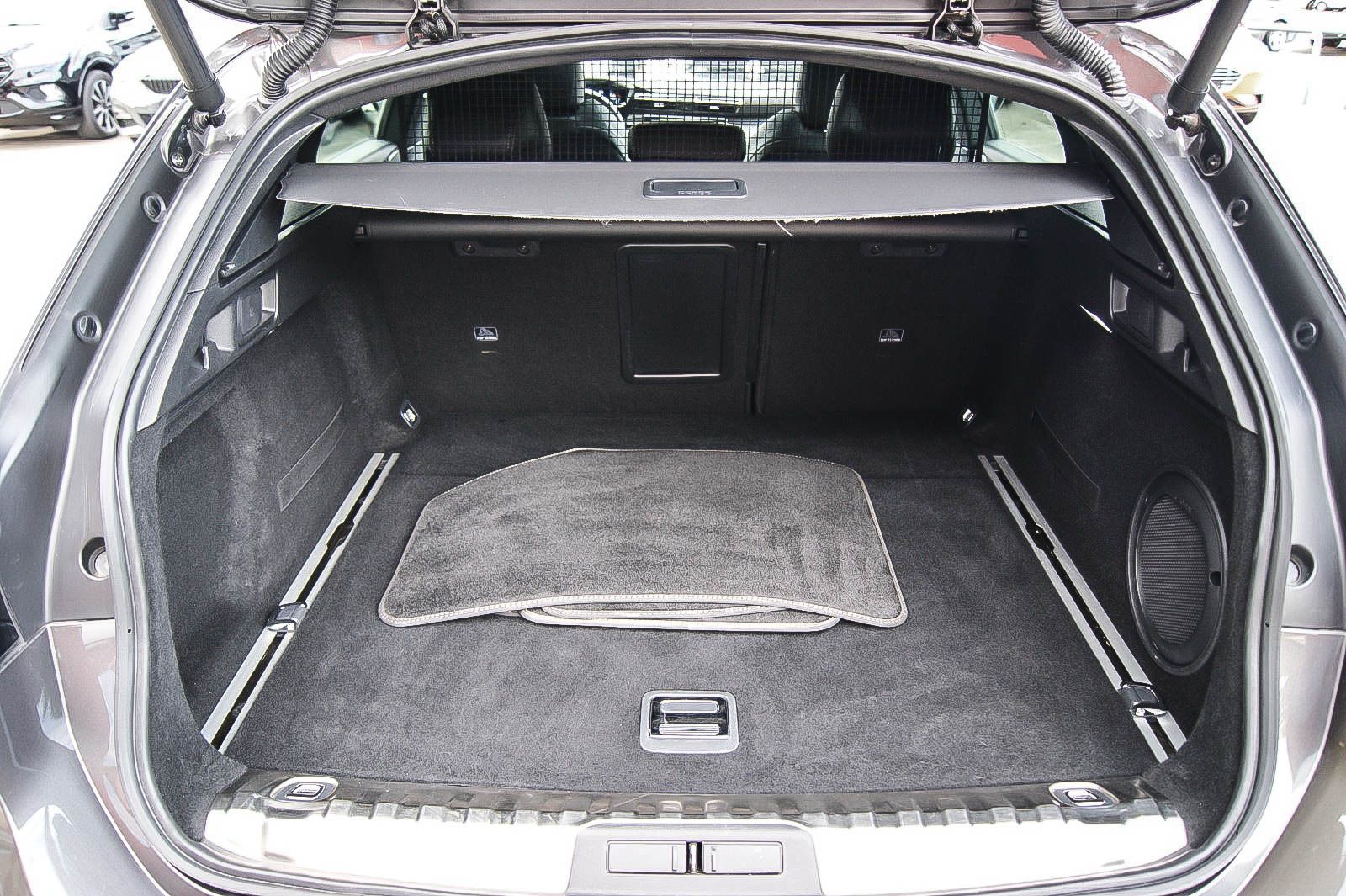 Fahrzeugabbildung Peugeot 508 SW GT Pack NIGHT-VISION ANHZV SCHIEBEDACH