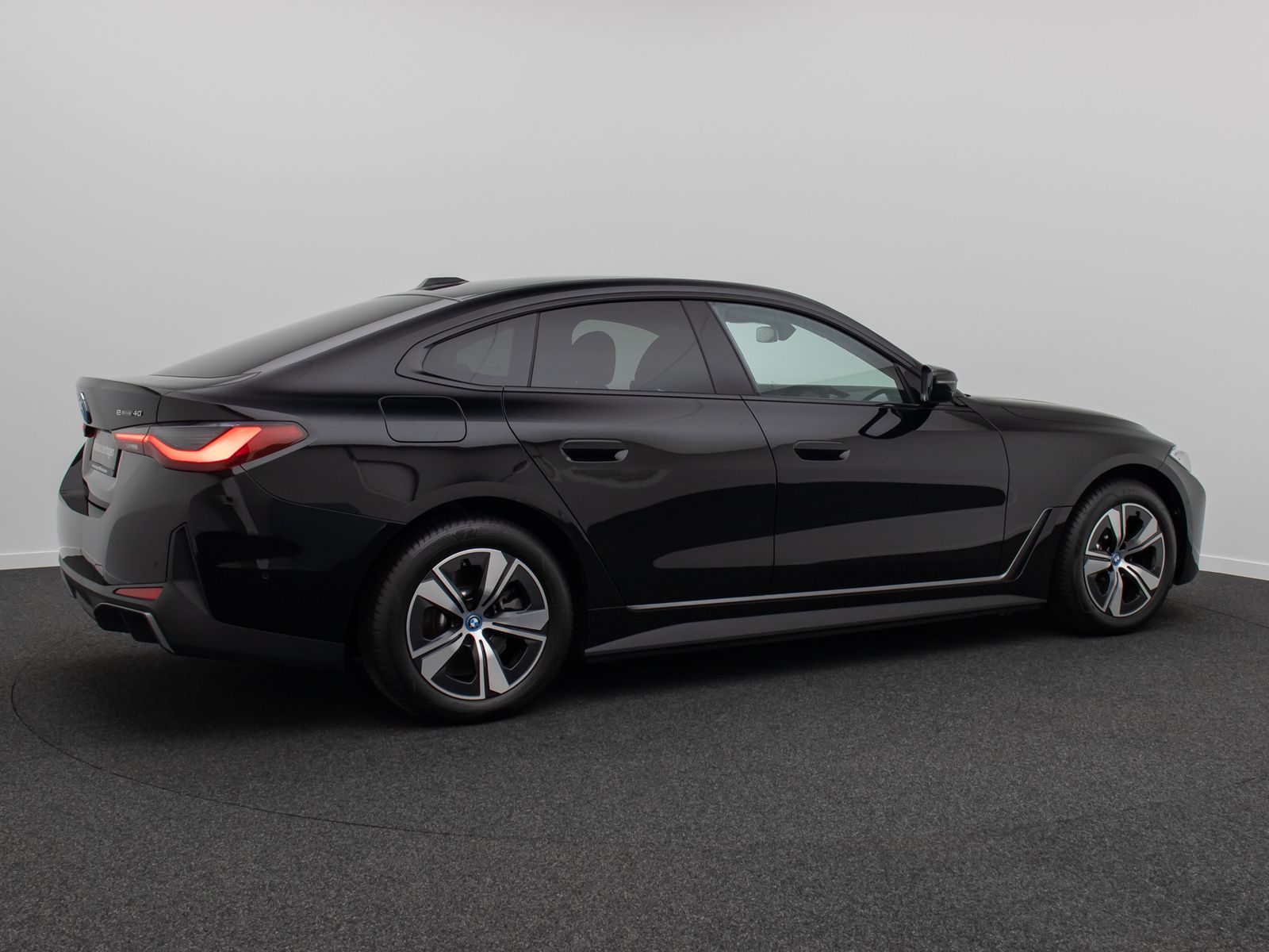 Fahrzeugabbildung BMW i4 eD40 Gran Coupe DAB Kamera Widscreen Sportstz
