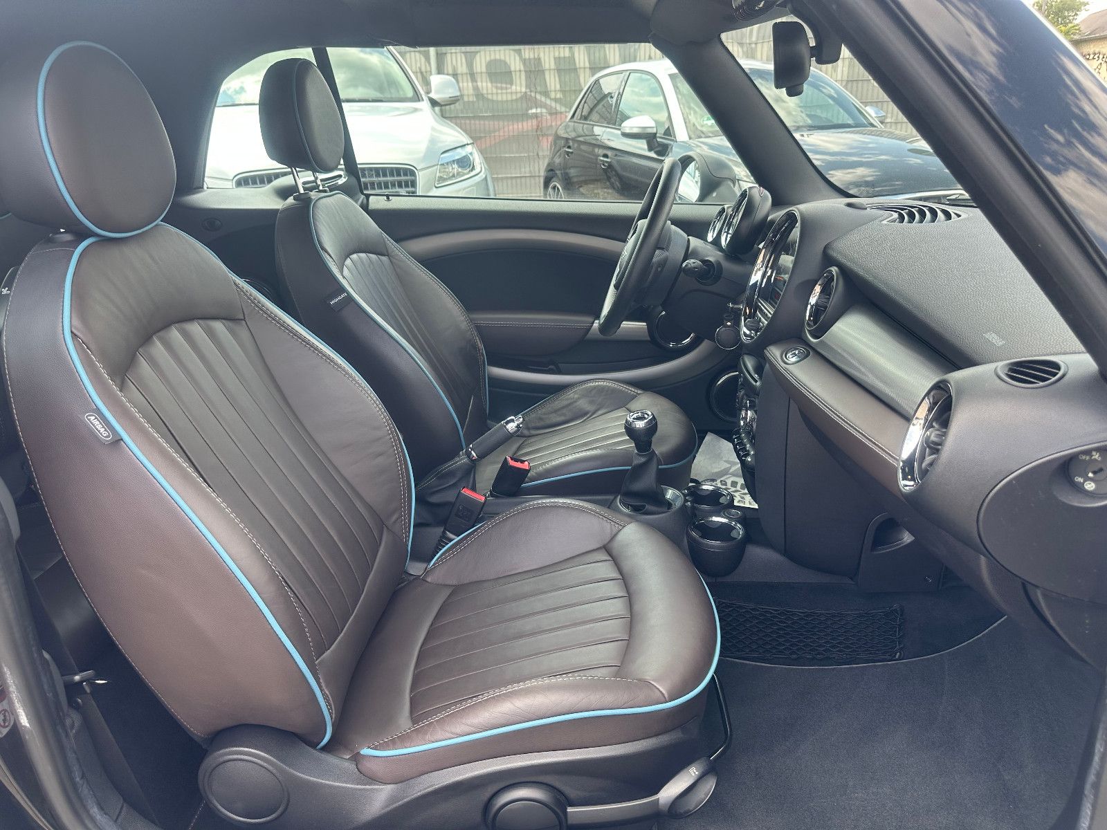 Fahrzeugabbildung MINI ONE CABRIO HIGHGATE*SONDERMODELL*