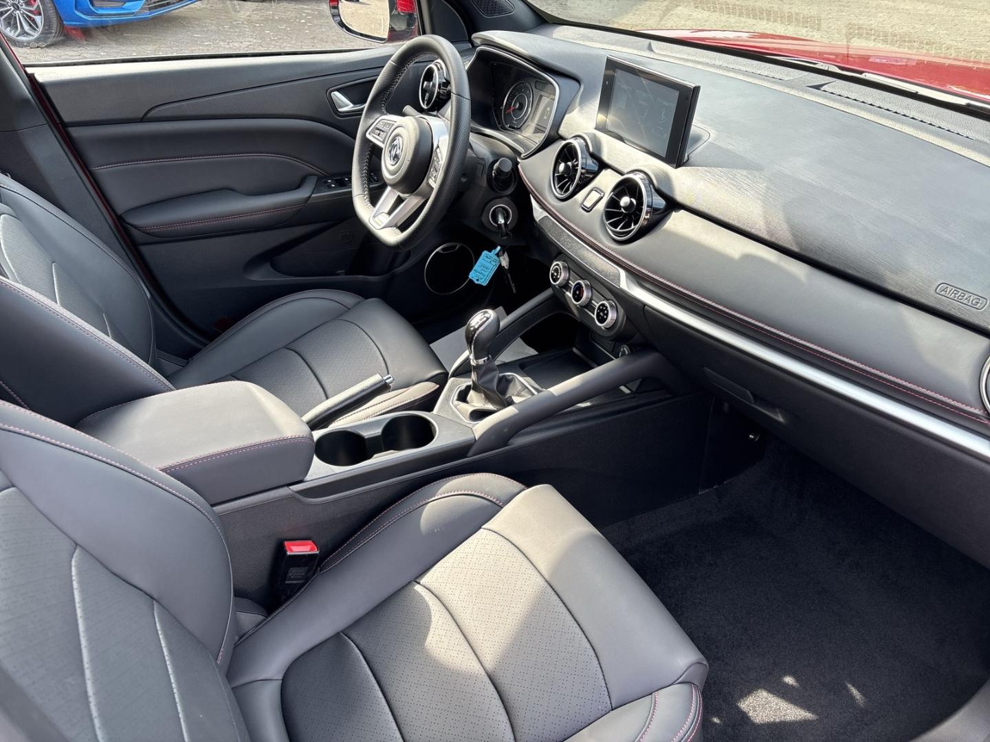 DFSK Fengon 500 1.5L 4 Zyl. Rückfahrkamera Klima