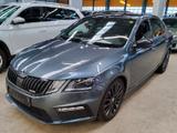 Skoda Octavia Lim. 2.0 TSI RS 245 Navi LED ACC SHZ hi. - Skoda Octavia: Limousine, RS