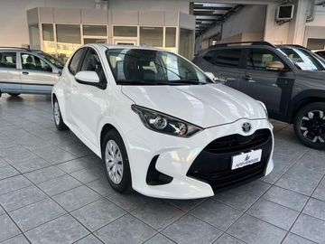 Toyota Yaris - 1