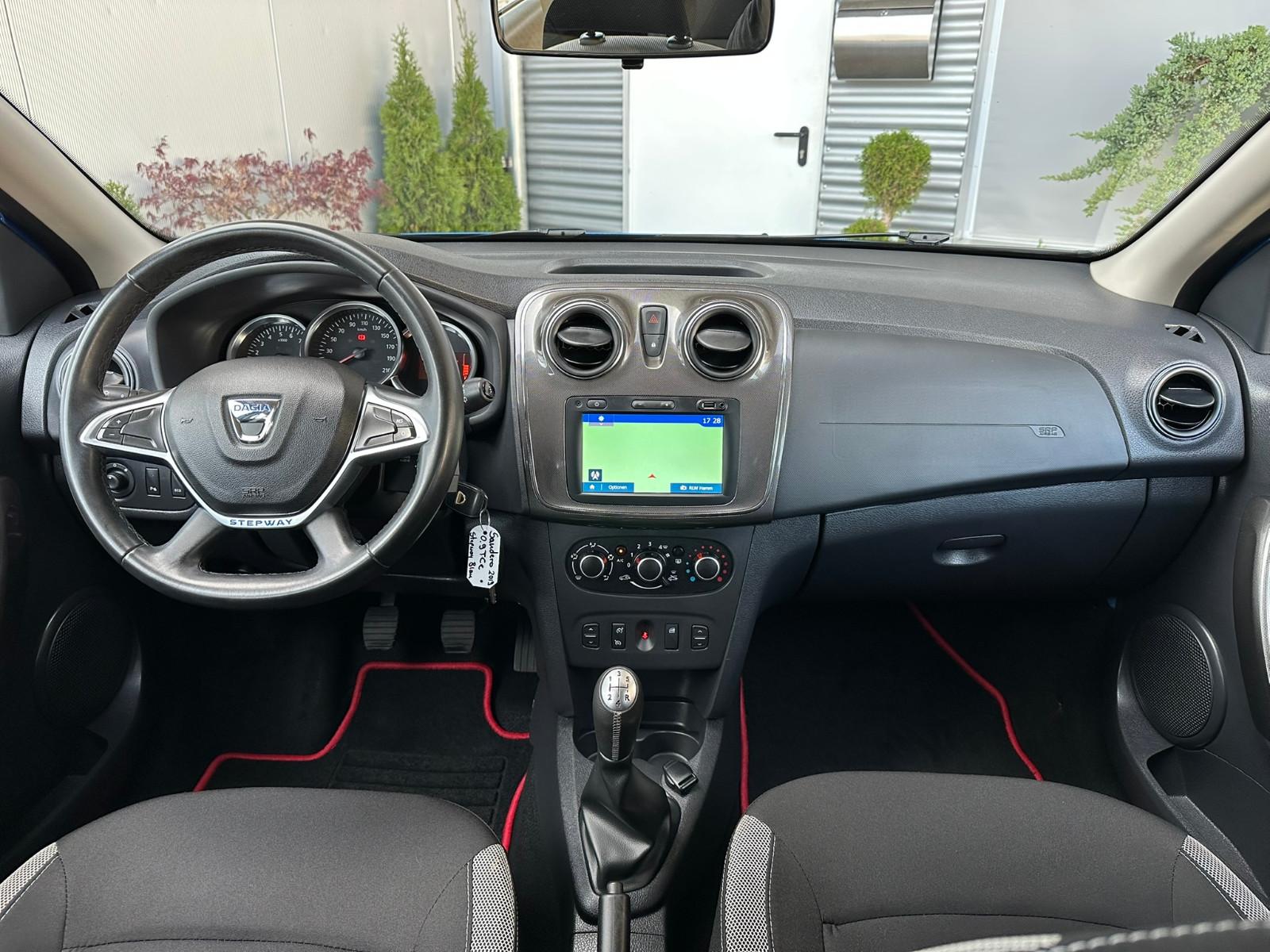 Dacia Sandero 0.9 TCe Stepway Celebration*Navi*Kamera