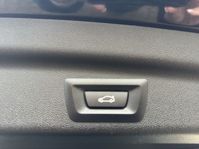 Fahrzeugabbildung BMW 218i Active Tourer Automatik+LED+Navi+Kamera+AHK