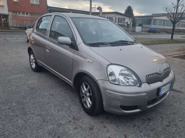 Toyota Yaris Yaris 5p 1.0