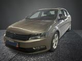 Volkswagen Passat Lim. Highline 2.0 TSI 210 PS Automatik - VW Passat Gebrauchtwagen in Erfurt