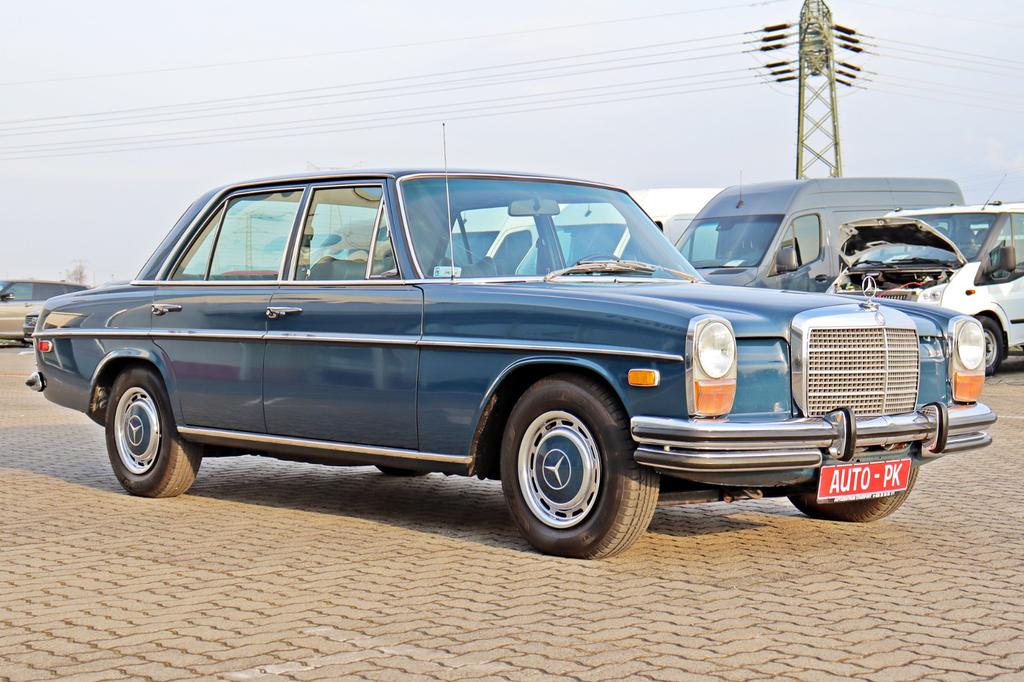 Mercedes-Benz 250