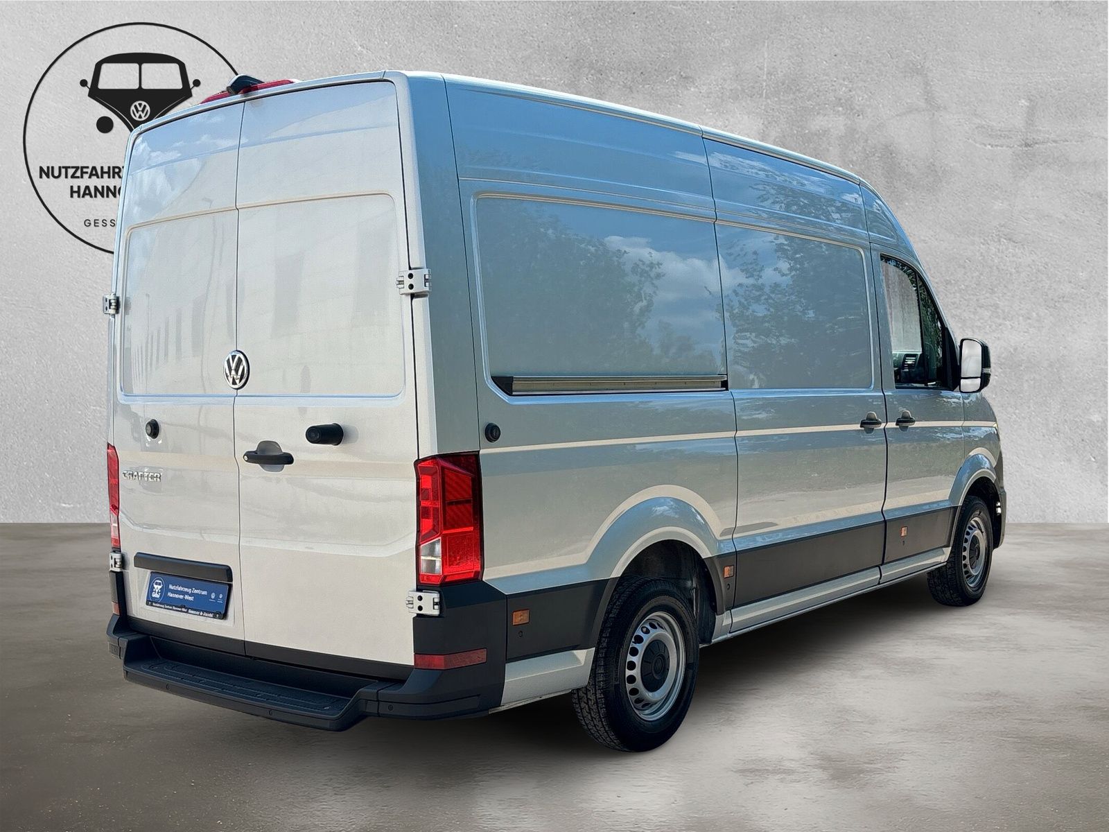 Fahrzeugabbildung Volkswagen Crafter Kasten 2.0 TDI MR Hochdach SHZ ACC