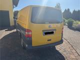Volkswagen T5 Transporter - Selbstausbau Womo - gebrauchte Volkswagen T5 aus dem Jahr 2005